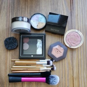 Makeup bundle